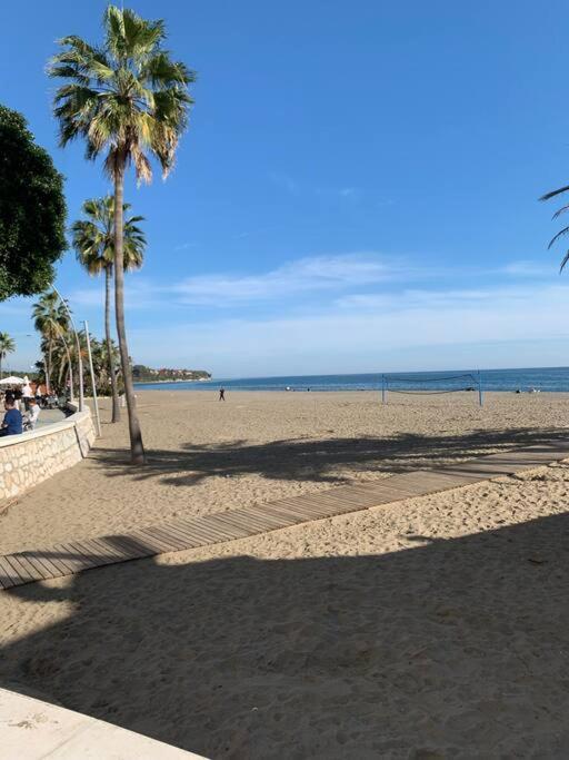 Beachfront Estepona Center 外观 照片